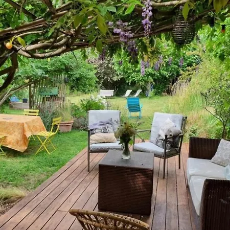 A La Campagne Bed & Breakfast Chamant